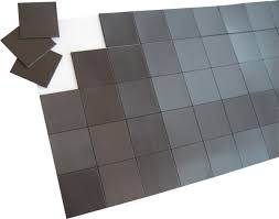 Aimants carrés  autocollants 30x30 mm