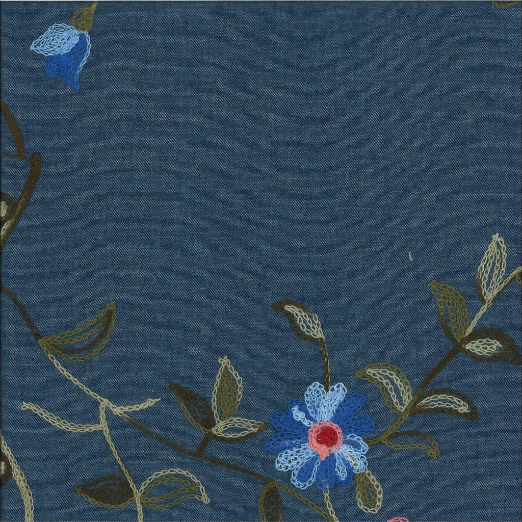 Jeans brodé largeur 137 cm